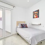 Suzanne Apartman